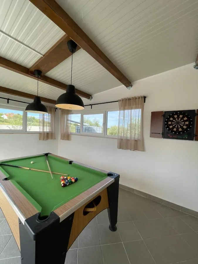 Lovely Holiday Home With Private Pool Fjaka, Zadar Region Bulic 0*,